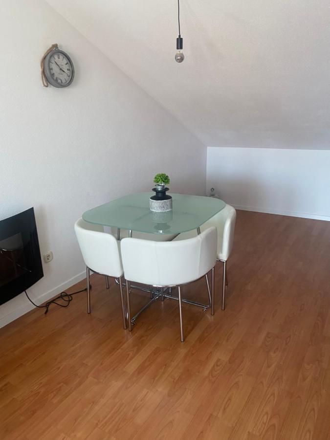 Top Floor Apartment With Sea View Kaštela Kültér fotó